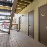 Hidden Valley Village #103 Nicely Updated 1 Bedroom 1 Bathroom Condo Short 10 Min Walk From Village