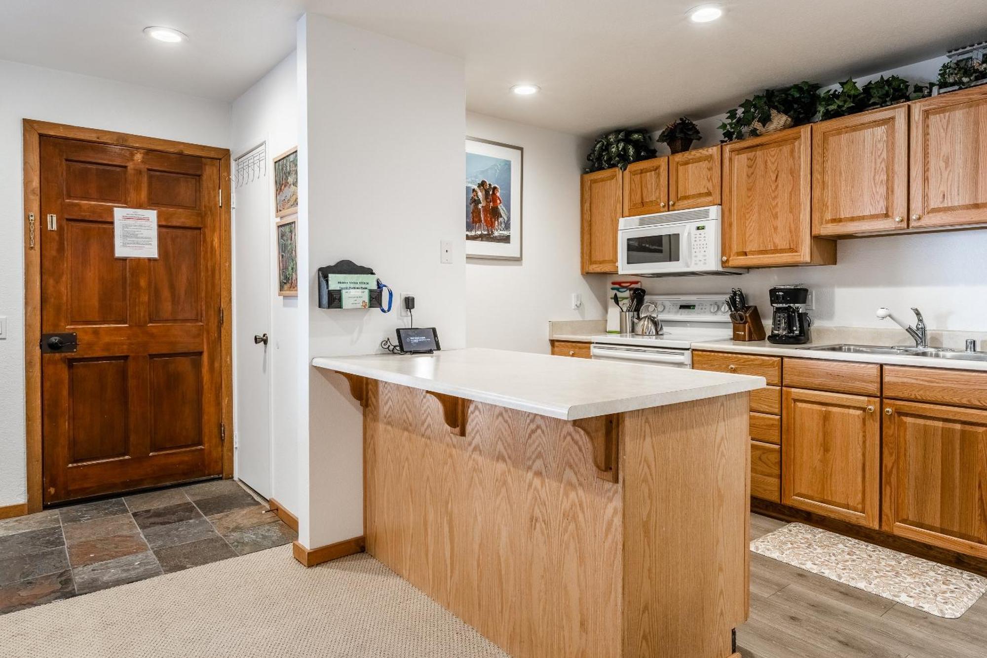 Holiday home Hidden Valley Village #103 Nicely Updated 1 Bedroom 1 Bathroom Short 10 Min Walk From Village