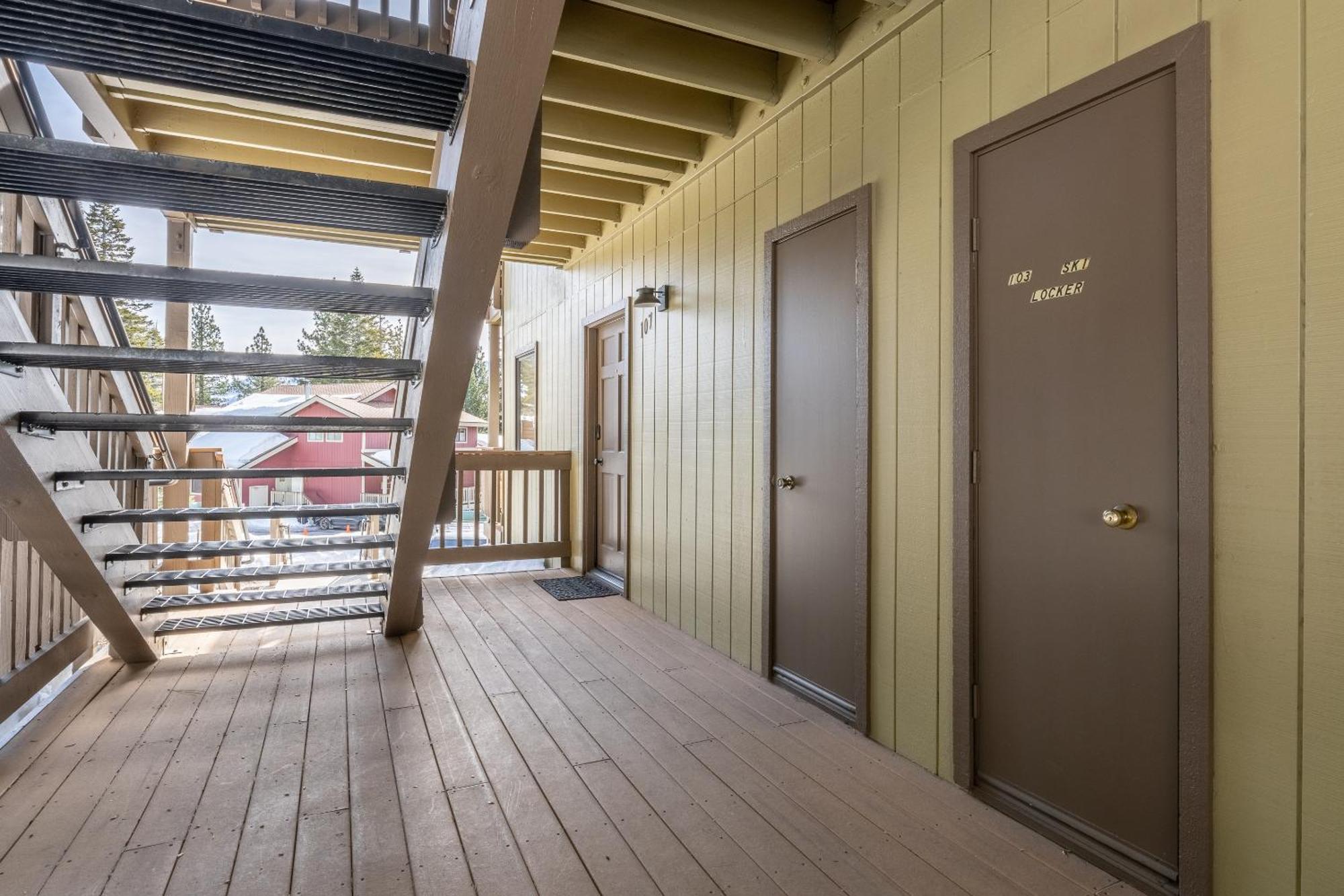 Hidden Valley Village #103 Nicely Updated 1 Bedroom 1 Bathroom Short 10 Min Walk From Village * Mammoth Lakes
